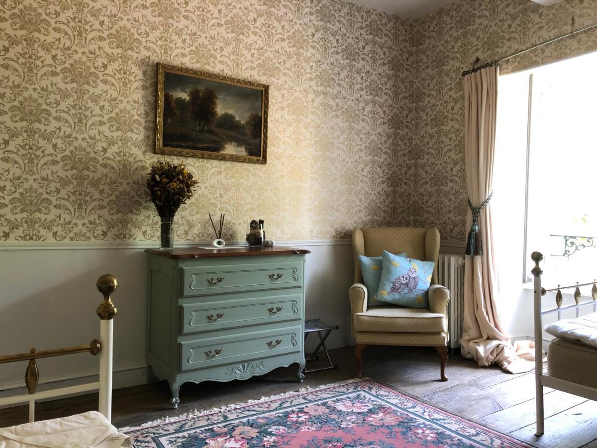 Chateau Gros Puy, Petit Chateau Chambre D'Hote Abjat-sur-Bandiat Ngoại thất bức ảnh