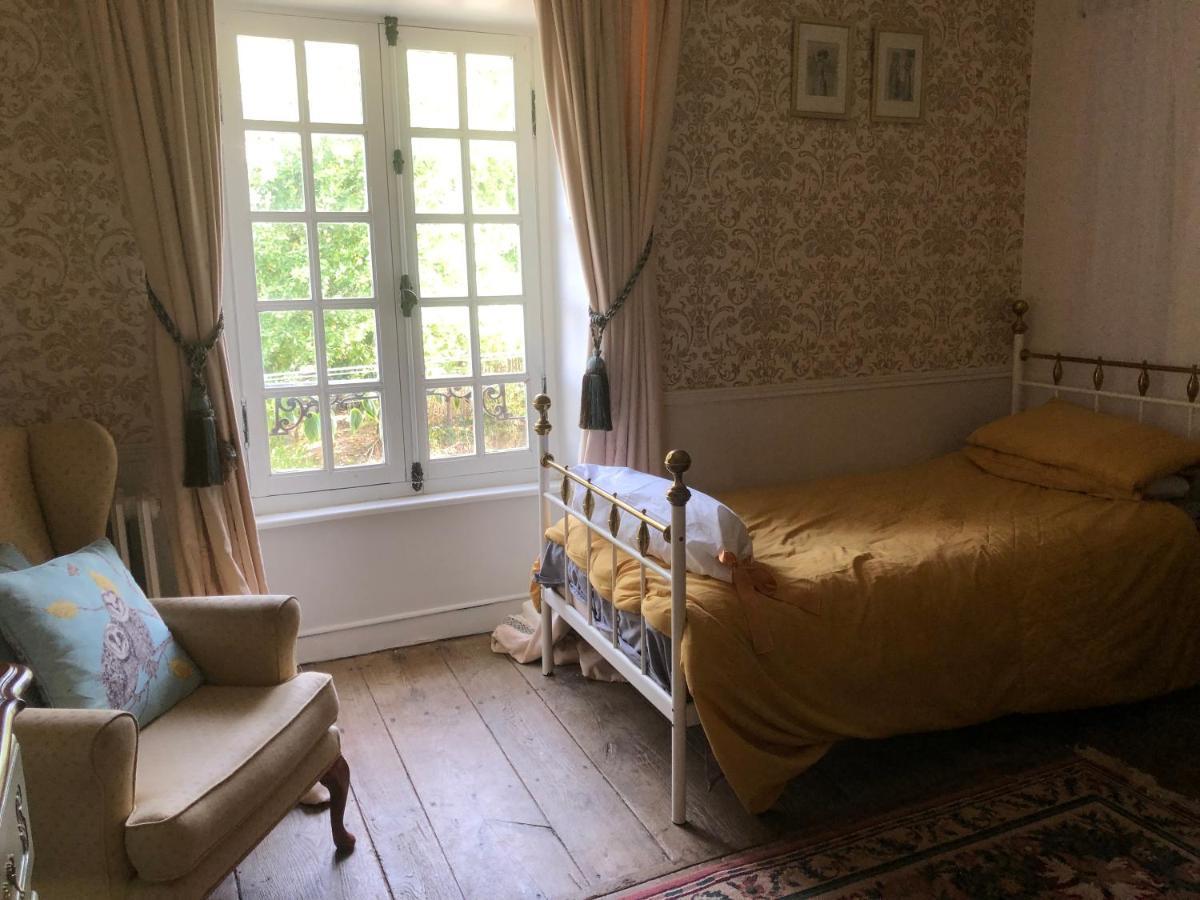 Chateau Gros Puy, Petit Chateau Chambre D'Hote Abjat-sur-Bandiat Ngoại thất bức ảnh