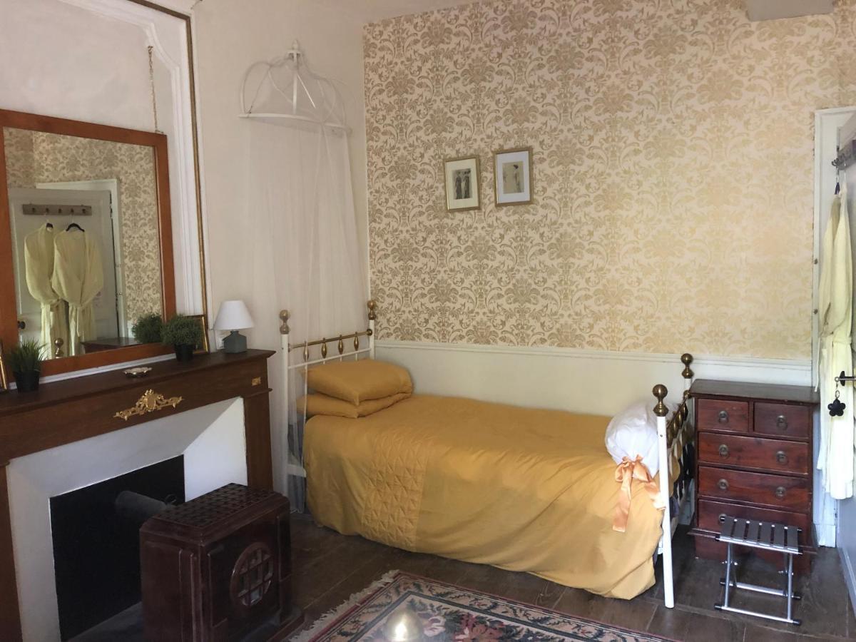 Chateau Gros Puy, Petit Chateau Chambre D'Hote Abjat-sur-Bandiat Ngoại thất bức ảnh